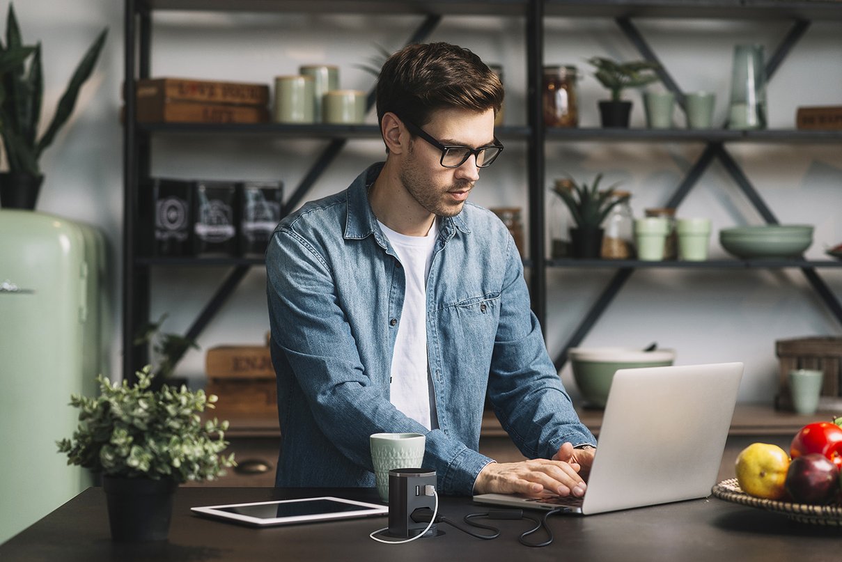 MINI TOTEM POP PRETO